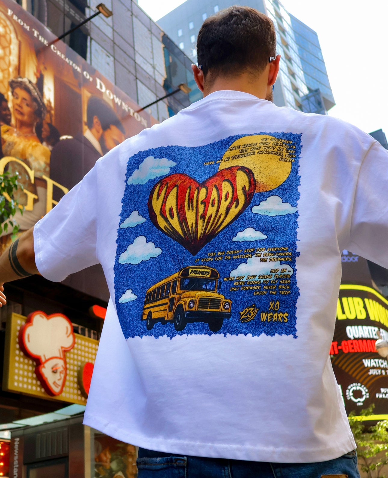 XO.23 - DAYDREAM BALLOON BUS TEE