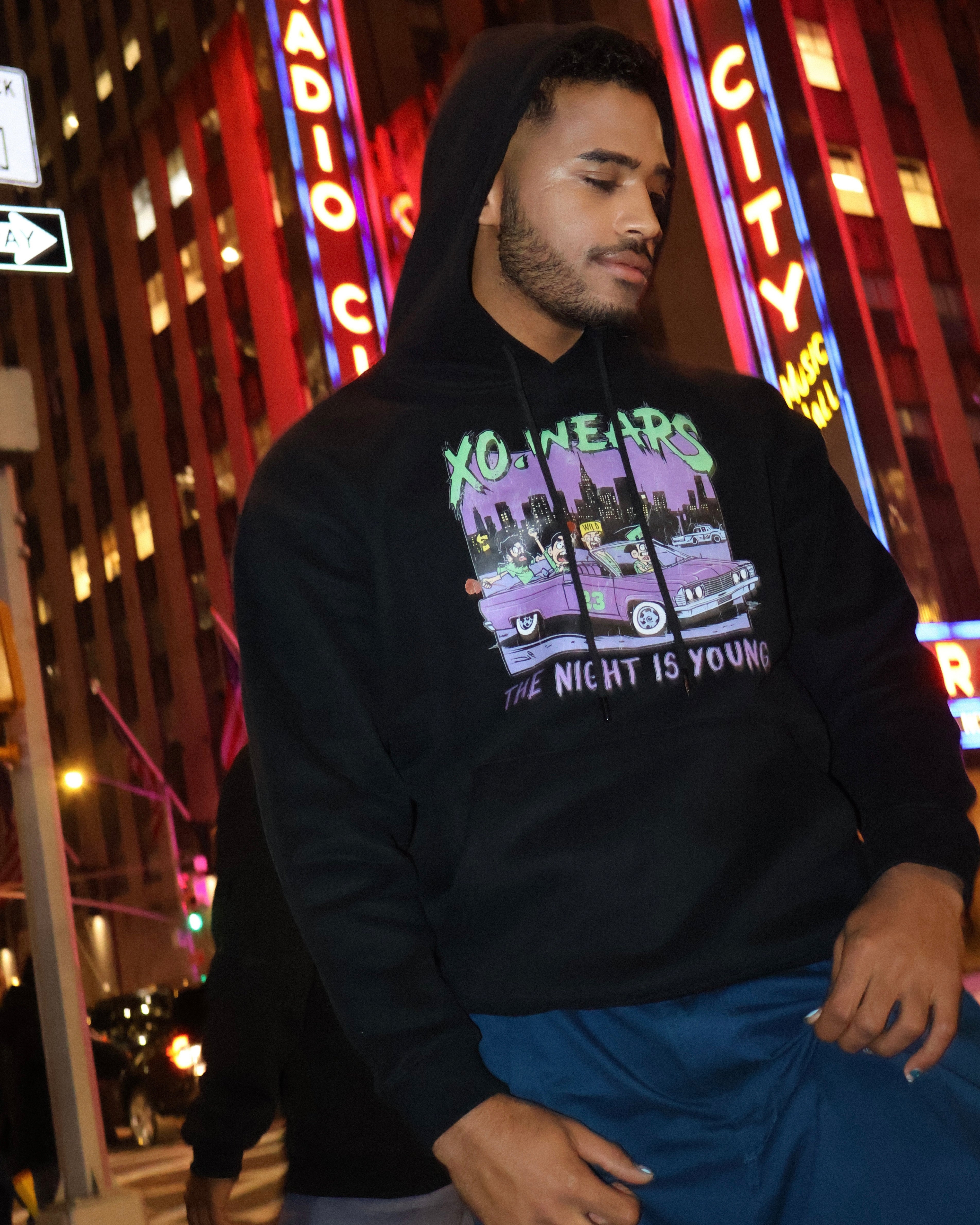 XO.NYC 02 - Hoodie ( Large Center Design Print)