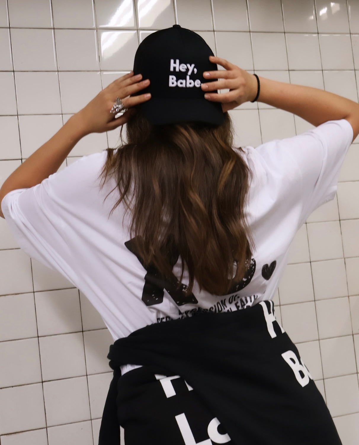 Hat- Hey,Babe. xo.