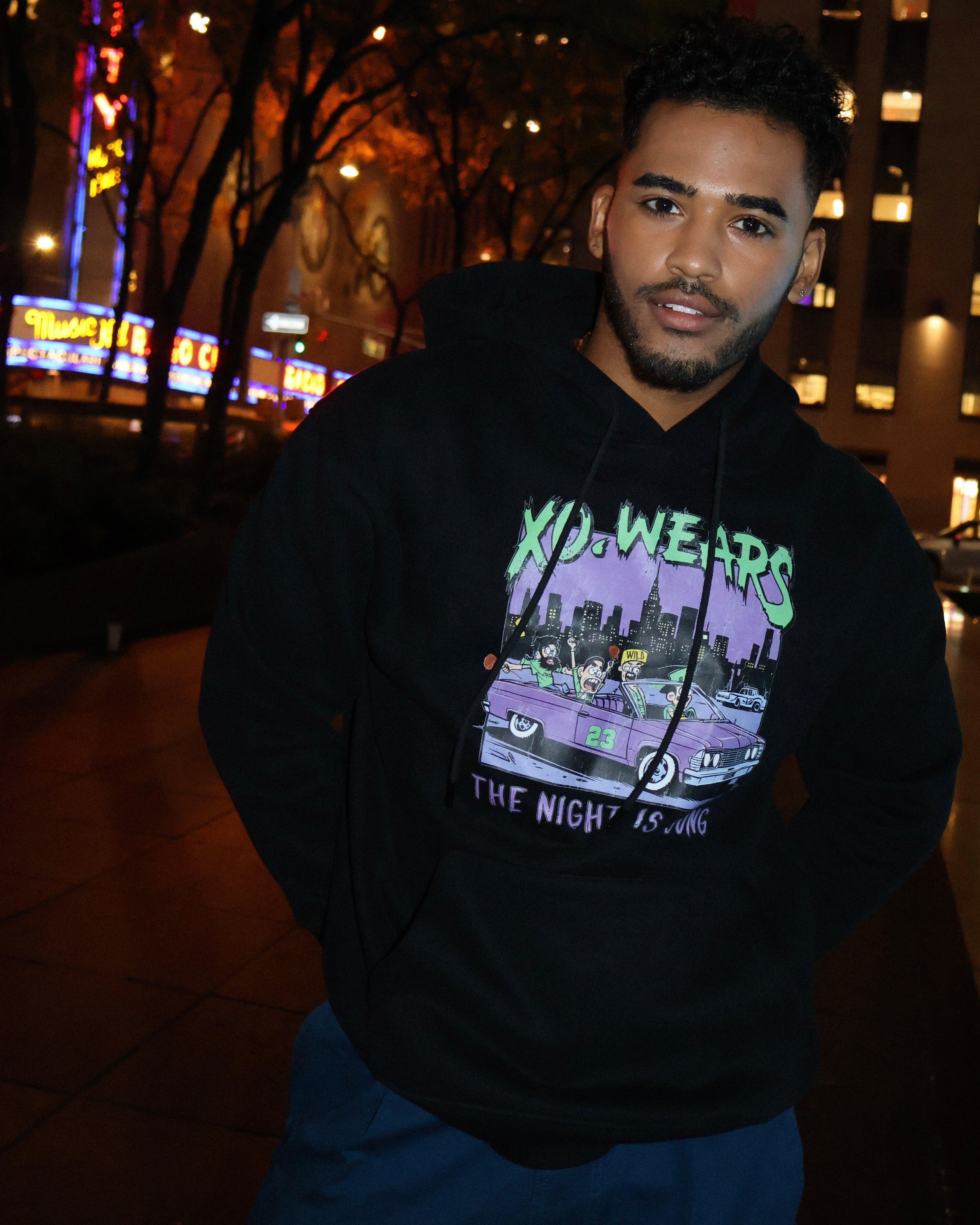 XO.NYC 02 - Hoodie ( Large Center Design Print)