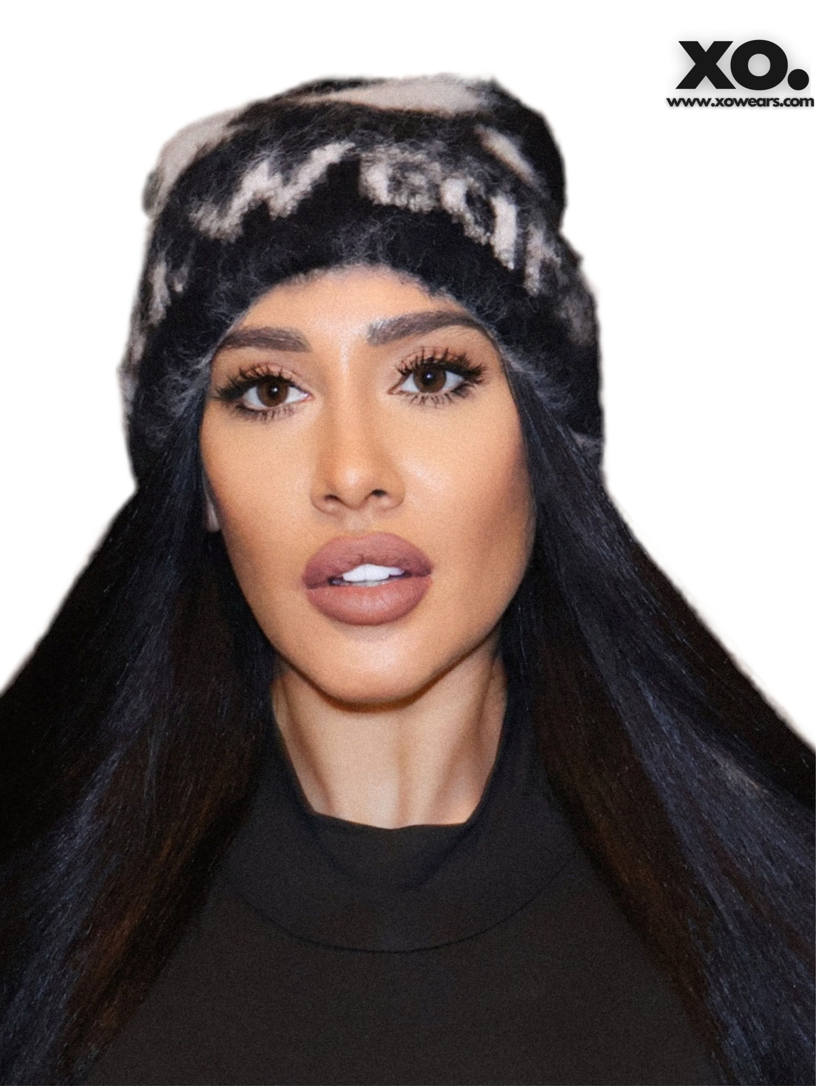 W/25 XO.White on Black Mohair Beanie