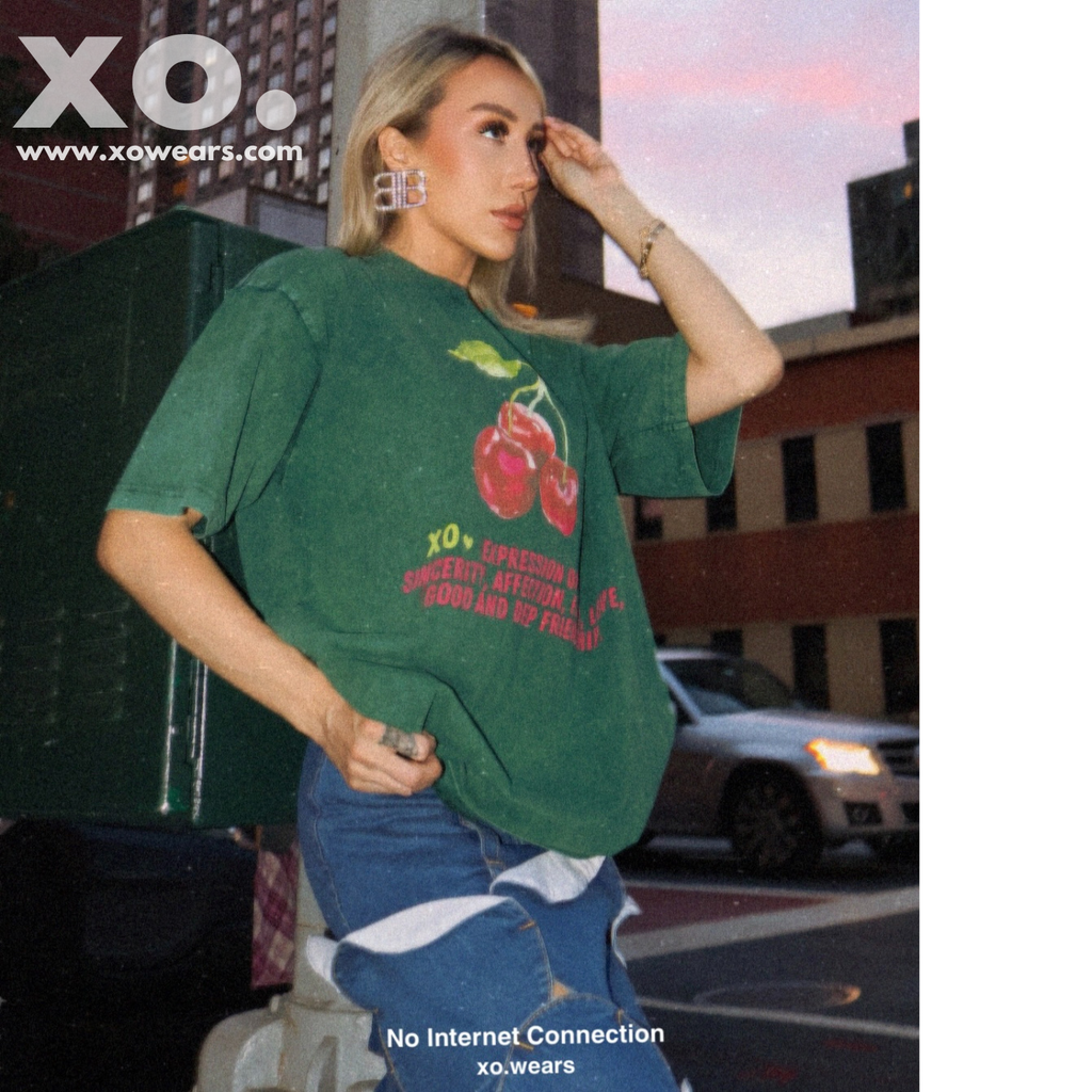 XO.Tshirt Oversize. Green/Lucky Three Cherries
