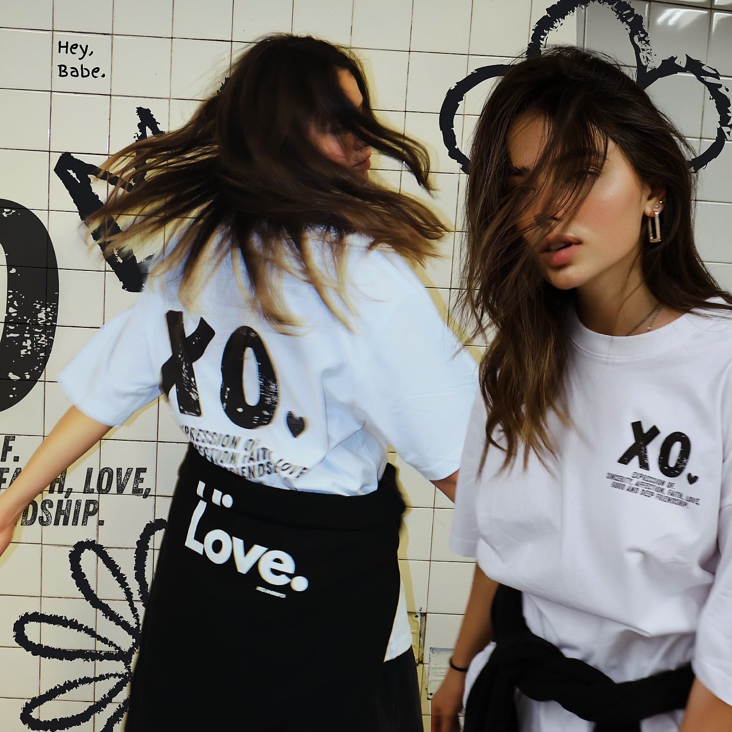 XO.MINIMALIST T.Shirt White (xo. Brand meaning)