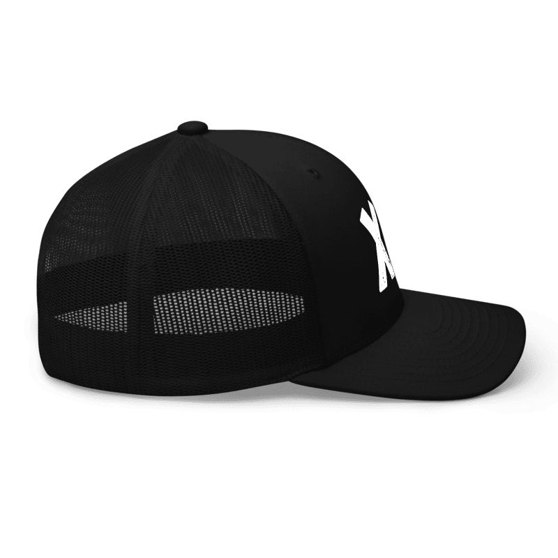 XO. Minimalistic Black & Green Cap